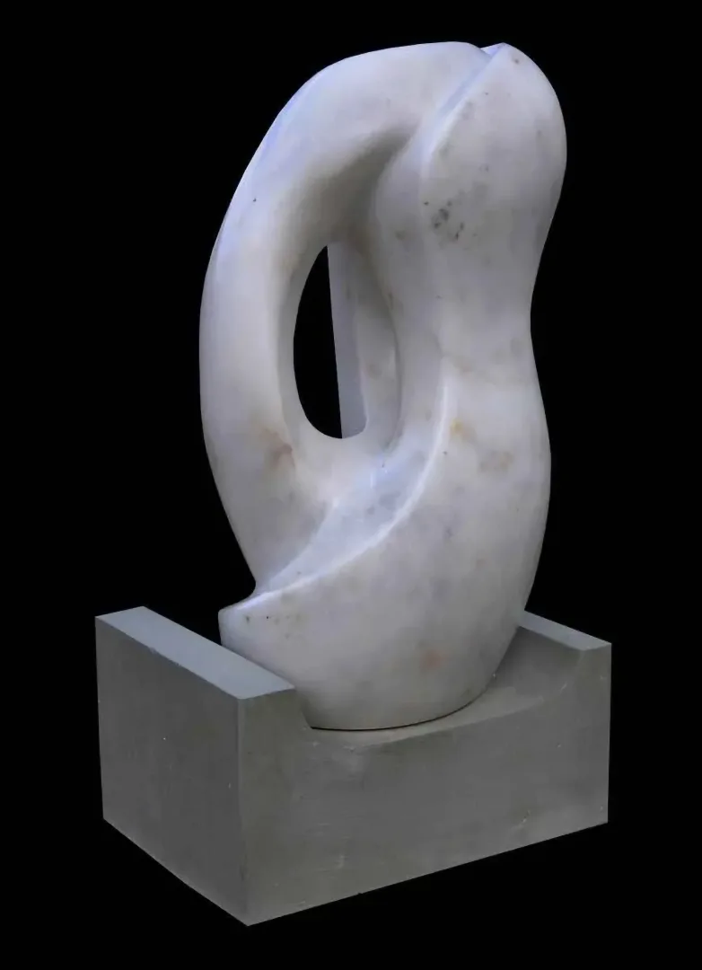 ÇIDAM MELEK — “Doğum(Birth)”, 2003 "Doğum(Birth)" eseri ÇIDAM MELEK tarafından 2003 yılında 70x35x35 cm ölçülerinde Edirne Keşan & Afyon Mermeri tekniği ile yapılmıştır.