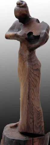 "Kemancı" eseri HAKAN ERASLAN tarafından 2015 yılında 110x35x35 cm ölçülerinde Ahşap tekniği ile yapılmıştır.