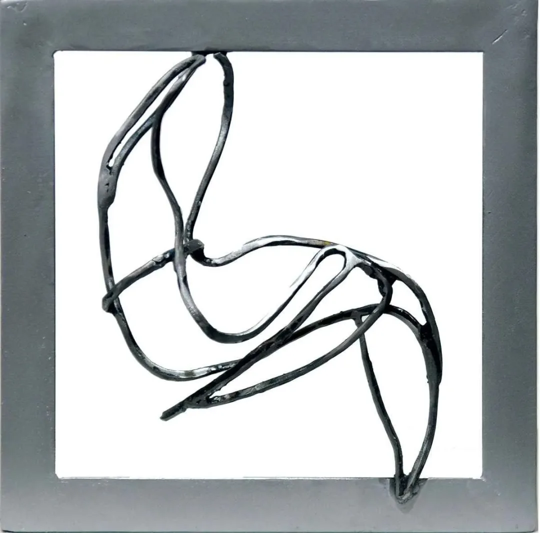 SANEM TUFAN — “isimsiz”, 2015 "isimsiz" eseri SANEM TUFAN tarafından 2015 yılında 25x25 cm ölçülerinde Karışık teknik tekniği ile yapılmıştır.