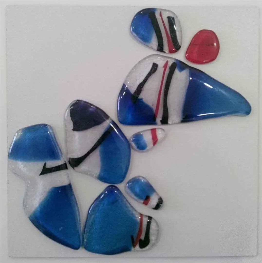 TAHA BAYDAR — “isimsiz”, 2015 "isimsiz" eseri TAHA BAYDAR tarafından 2015 yılında 25x25 cm ölçülerinde Cam tekniği ile yapılmıştır.