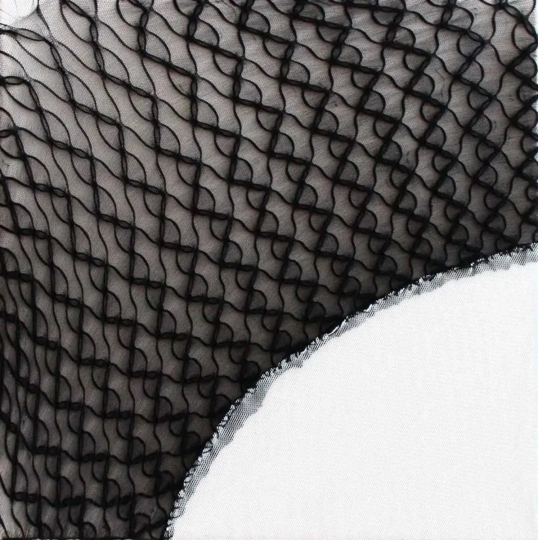 ZEYNEP GÜRAY CAN — “isimsiz”, 2015 "isimsiz" eseri ZEYNEP GÜRAY CAN tarafından 2015 yılında 25x25 cm ölçülerinde Karışık teknik tekniği ile yapılmıştır.