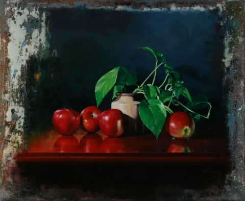 "Kırmızı Elmalar" eseri HASAN SAYGIN tarafından 2003 yılında 61x50 cm ölçülerinde Tuval üzeri yağlı boya tekniği ile yapılmıştır.