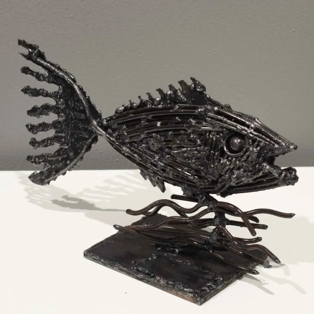 MURAT YILDIRIMÇAKAR — “Balık”, 2016 "Balık" eseri MURAT YILDIRIMÇAKAR tarafından 2016 yılında 27x16x9 cm ölçülerinde Metal tekniği ile yapılmıştır.