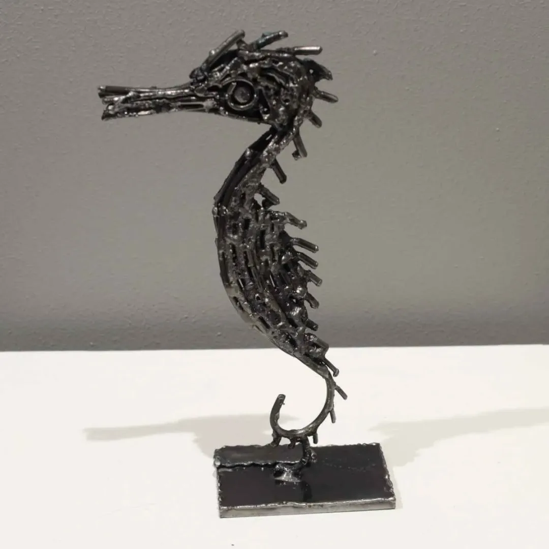 MURAT YILDIRIMÇAKAR — “Denizatı”, 2016 "Denizatı" eseri MURAT YILDIRIMÇAKAR tarafından 2016 yılında 25x13x6 cm ölçülerinde Metal tekniği ile yapılmıştır.