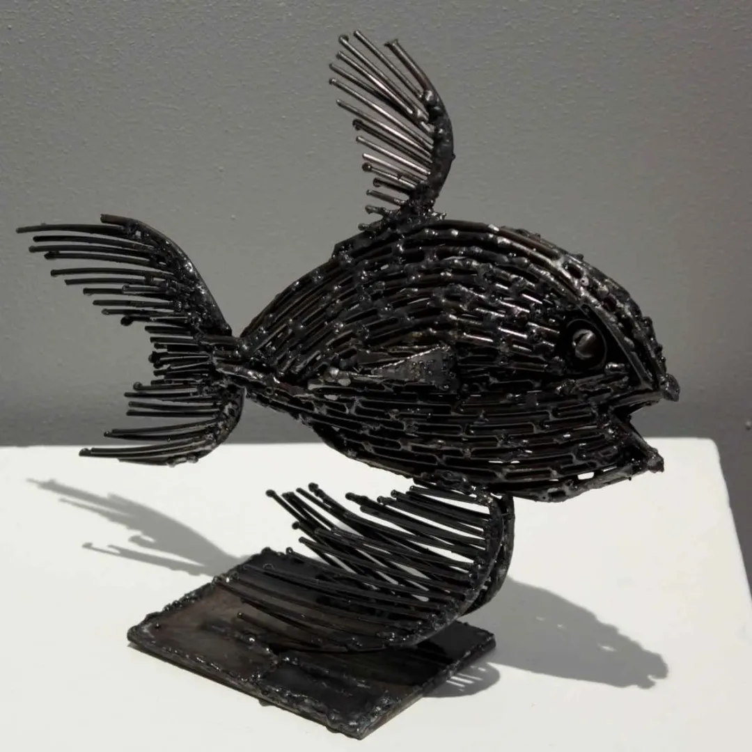 MURAT YILDIRIMÇAKAR — “Balık”, 2016 "Balık" eseri MURAT YILDIRIMÇAKAR tarafından 2016 yılında 30x26x9 cm ölçülerinde Metal tekniği ile yapılmıştır.