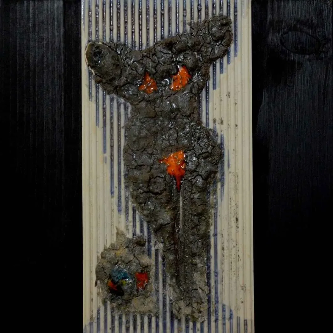 BİRKAN AKÇA — “isimsiz”, 2016 "isimsiz" eseri BİRKAN AKÇA tarafından 2016 yılında 25x25 cm ölçülerinde Seramik tekniği ile yapılmıştır.