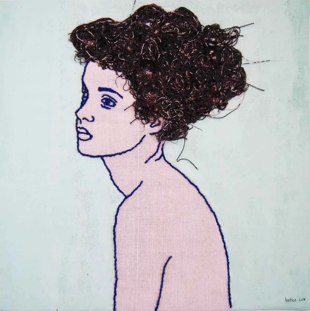 HATİCE DOĞAN — “isimsiz”, 2016 "isimsiz" eseri HATİCE DOĞAN tarafından 2016 yılında 25x25 cm ölçülerinde Tuval üzeri karışık teknik tekniği ile yapılmıştır.