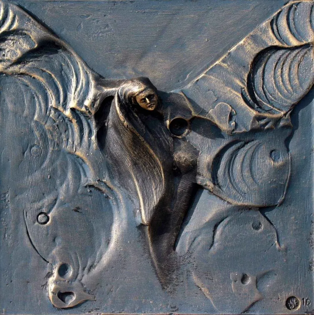 SERKAN SUPHİ ERTUĞRUL — “isimsiz”, 2016 "isimsiz" eseri SERKAN SUPHİ ERTUĞRUL tarafından 2016 yılında 25x25 cm ölçülerinde Seramik tekniği ile yapılmıştır.