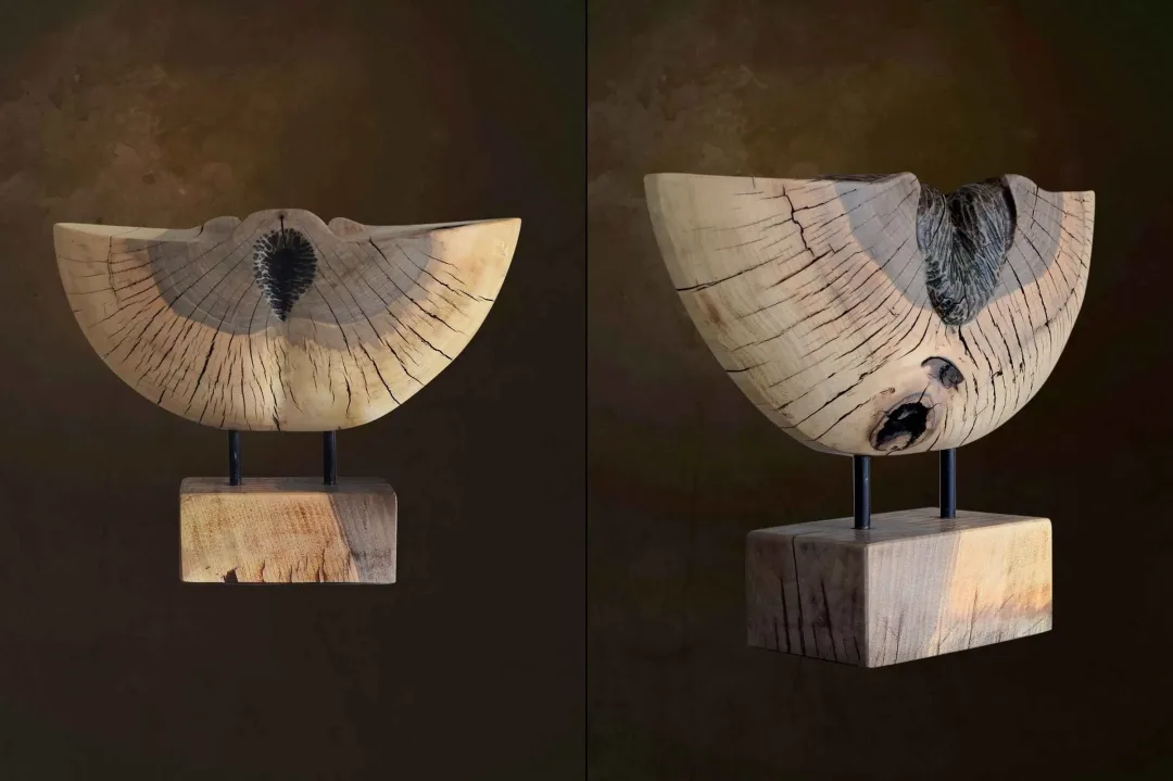 AZİMET KARAMAN — 2017 Bu eser AZİMET KARAMAN tarafından 2017 yılında 46x59x21 cm ölçülerinde Ahşap Yontma(Ceviz) tekniği ile yapılmıştır.