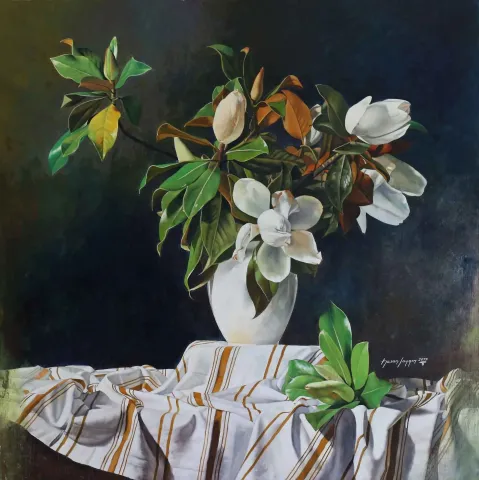 "Manolya" eseri HASAN SAYGIN tarafından 2017 yılında 70x70 cm ölçülerinde Tuval üzeri yağlı boya tekniği ile yapılmıştır.
