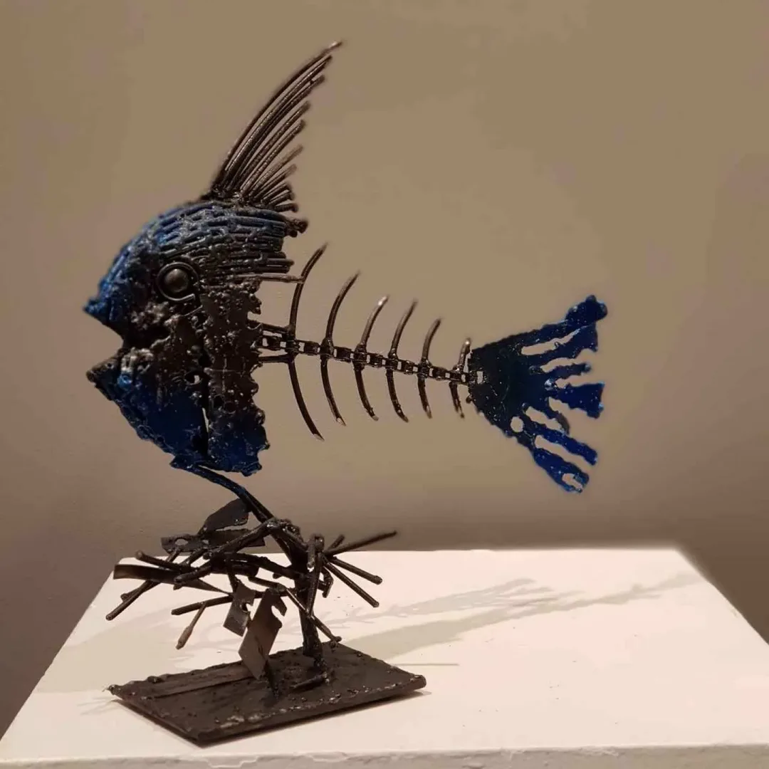 MURAT YILDIRIMÇAKAR — “isimsiz”, 2017 "isimsiz" eseri MURAT YILDIRIMÇAKAR tarafından 2017 yılında Metal tekniği ile yapılmıştır.