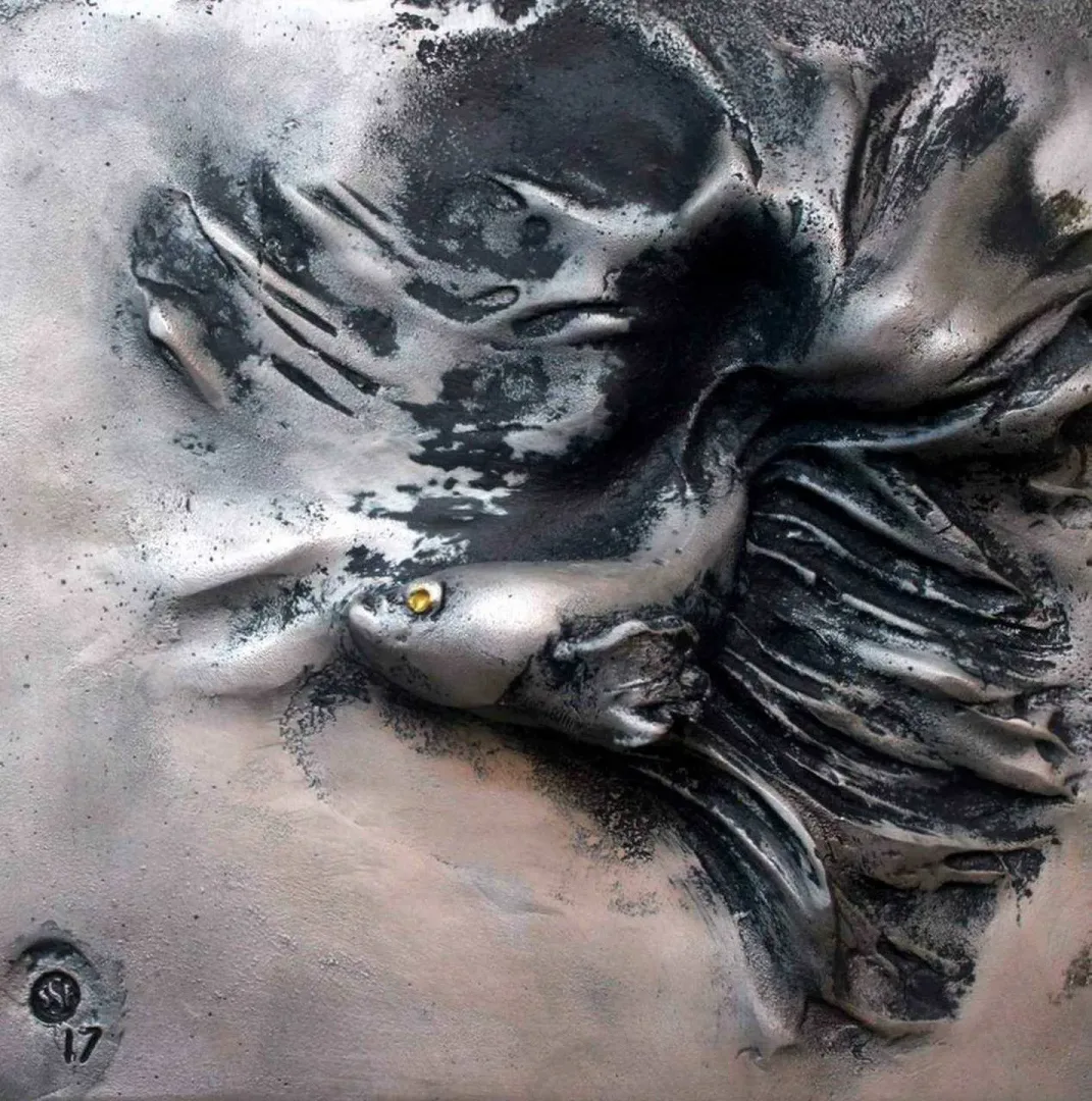 SERKAN SUPHİ ERTUĞRUL — “isimsiz”, 2017 "isimsiz" eseri SERKAN SUPHİ ERTUĞRUL tarafından 2017 yılında 25x25 cm ölçülerinde Alüminyum Döküm tekniği ile yapılmıştır.