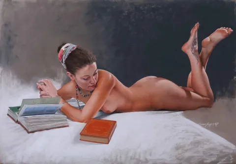 "Okuyan Genç Kız" eseri HASAN SAYGIN tarafından 2017 yılında 70x100 cm ölçülerinde Pastel tekniği ile yapılmıştır.
