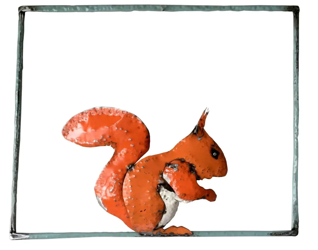 ASAF ERDEMLİ — “Sincap” "Sincap" eseri ASAF ERDEMLİ tarafından 56x69x5 cm ölçülerinde Hurda Metal, Kaynak tekniği ile yapılmıştır.