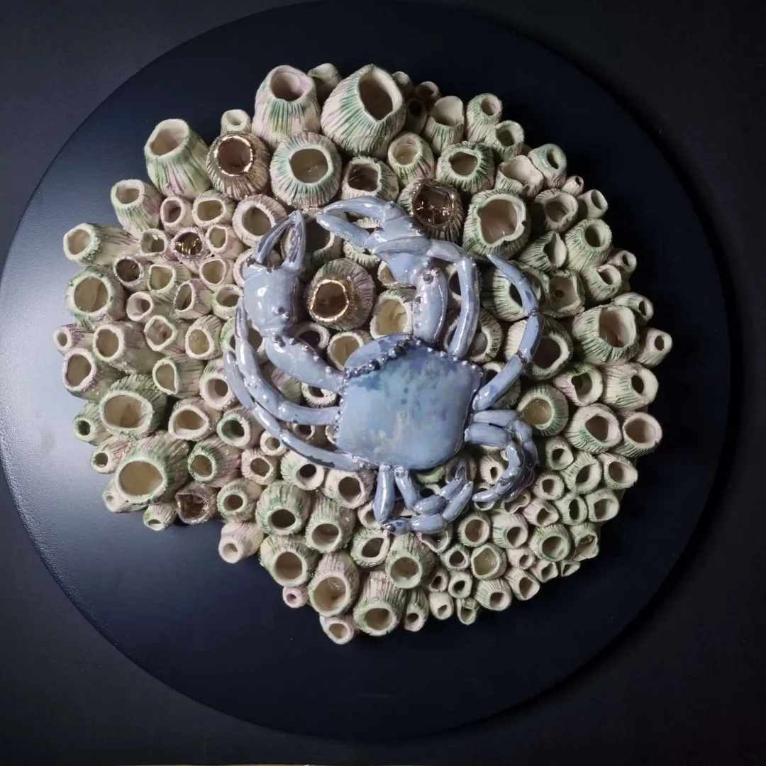 ELİF NURAN YAŞAROL — “isimsiz”, 2025 "isimsiz" eseri ELİF NURAN YAŞAROL tarafından 2025 yılında 46x46 cm ölçülerinde Seramik, Elle Şekillendirme tekniği ile yapılmıştır.