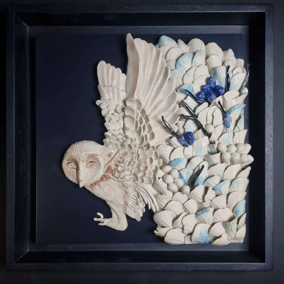 ELİF NURAN YAŞAROL — “isimsiz”, 2025 "isimsiz" eseri ELİF NURAN YAŞAROL tarafından 2025 yılında 36x36x8 cm ölçülerinde Seramik, Elle Şekillendirme tekniği ile yapılmıştır.