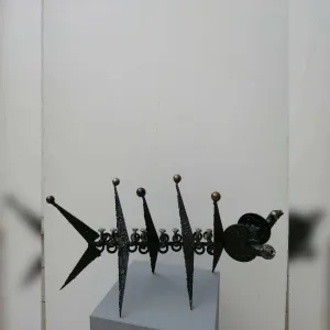 DOĞAN KARAKILIÇ tarafından 2022 yılında 25x32x68 cm ölçülerinde Metal tekniği ile yapılmıştır.