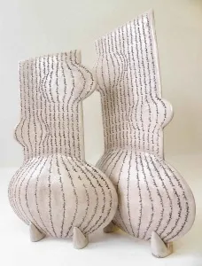 PINAR BAKLAN ÖNAL tarafından 2012 yılında 29x7x45, 31x8x50 cm ölçülerinde Seramik tekniği ile yapılmıştır.