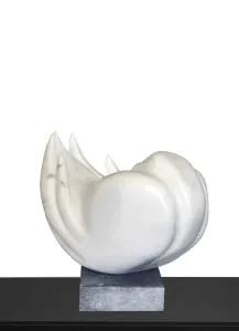 MARİA BERENT tarafından 2014 yılında  30x20x42 cm ölçülerinde  Mermer / Marble tekniği ile yapılmıştır.