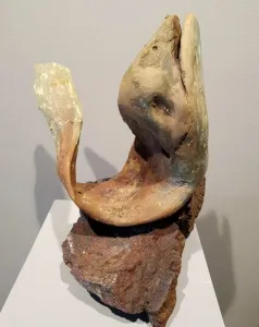 SERKAN SUPHİ ERTUĞRUL tarafından 2019 yılında 36x28x28 cm ölçülerinde Bronz tekniği ile yapılmıştır.