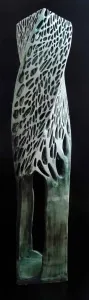 SEYHAN YILMAZ tarafından 2015 yılında 77x20x19 cm ölçülerinde Vakumlu Kil, Elle Şekillendirme, 1000 °C tekniği ile yapılmıştır.