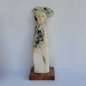 FERDA MELTEM ULUDAĞ tarafından 2024 yılında 32x11x10 cm ölçülerinde Stoneware, mono baskı, 1100°C tekniği ile yapılmıştır.